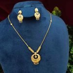 Forming Necklace